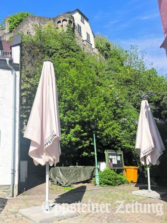 Neue Schirme für den Markt.Foto: Julia Palmert