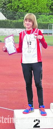 Savelii aus der U14  der TSG Eppstein freut sich über seine Medaille für Platz 2.
            Foto: privat