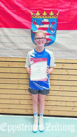Emma Höfer gewann im Mädchen Einzel der U13 Gold und mit Partnerin Johanna Tischler im Doppel Silber.Foto: privat