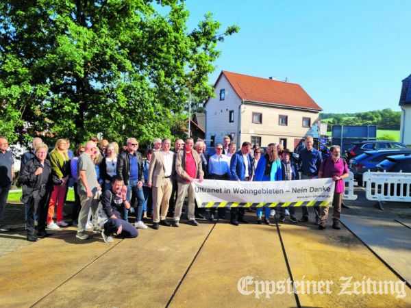 Kundgebung von Bürgern und Politikern in Esch.Foto: privat