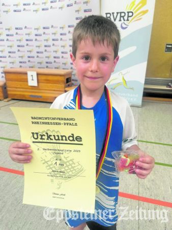 Der siebenjährige Simon Mayer gewann das Jungeneinzel der U9.Foto: privat