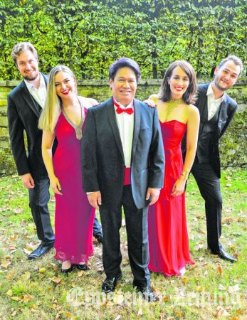 Das Ensemble Opera et Cetera.
            Foto: Peter Hartmann