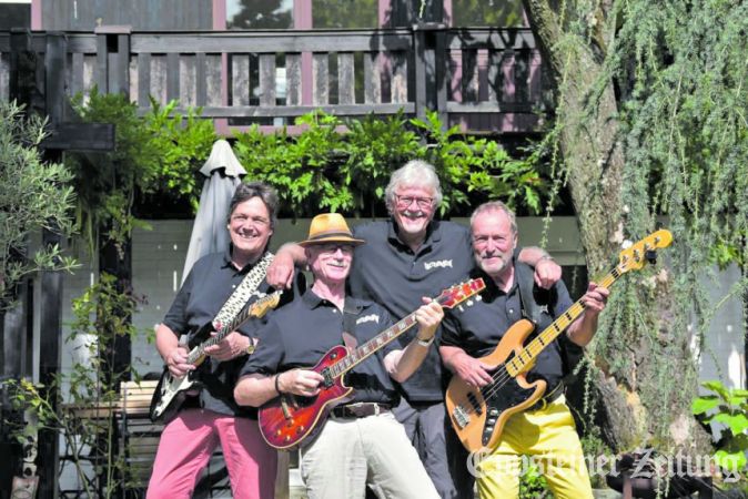 Naum Schmidt, g; Klaus Rismann, voc, g, harp; Bodo Mensing, dr; Paul Pfeffer, b
            Foto: Veranstalter