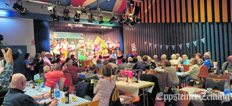 Der Blaue Saal in Weiß-blau beim Oktoberfest des Sängerbunds.Foto: Caren Lewinsky