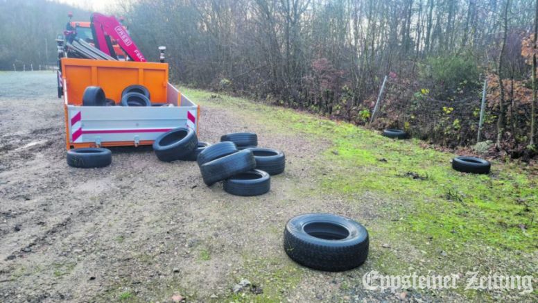 Wildablagerung von Reifen. Foto: Stadt