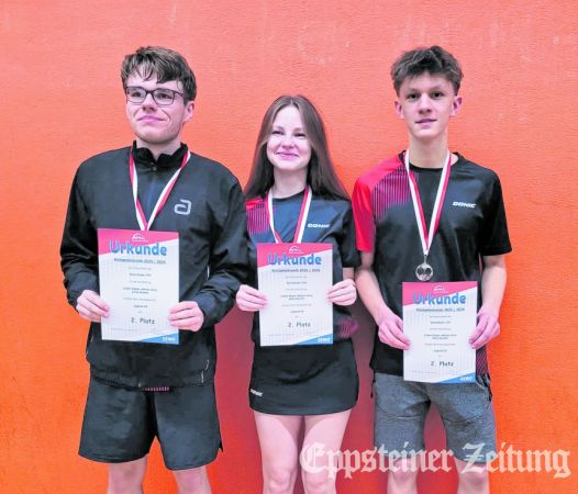 Die BTTV-Jugend 19 (v.l.): Lukas Visser, Alina Kucher und Adrian Lenz. Foto: privat