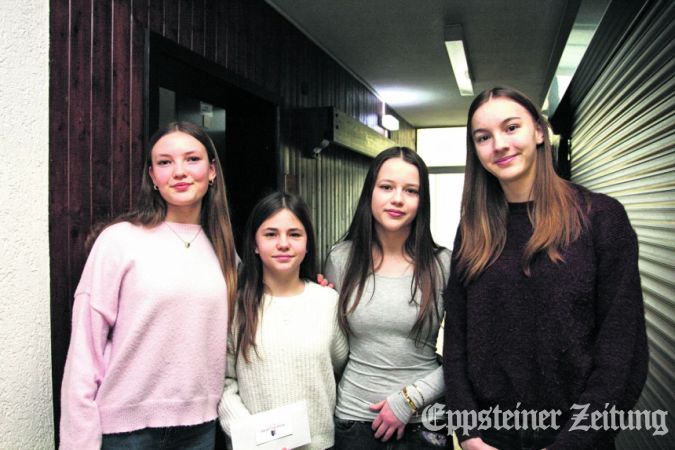 Emilia, Emily, Lara und Linda freuen sich über den Jugendpreis der Bürgerstiftung. Mit dem Geld können sie weitere Projekte finanzieren.