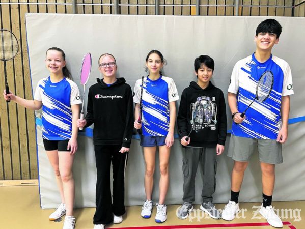 Die siegreichen Spielerinnen und Spieler der Badminton-U15 II.Foto: privat