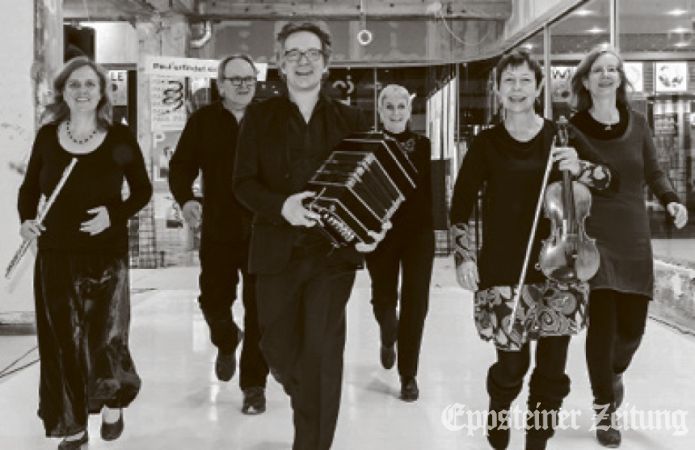 Abendmusik am Samstag, 7. März, in der Talkirche mit dem Tango-Sextett Flirteando.
            Foto: Veranstalter