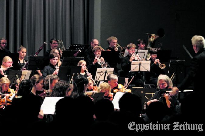 Archivbild des Jugendsinfonieorchesters
            Foto: Bernhard Hagel
