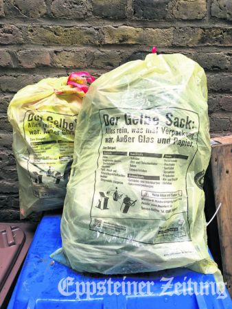 Ab 1. Mai werden Leichtverpackungen nur noch im gelben Sack abgefahren.Foto: Julia Palmert