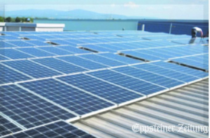 Klimaschutz und Energiemanagement: Auf den Dächern mehrerer Schulen betreibt der  MTK  Photovoltaik-Anlagen.Foto: www.mtk.org