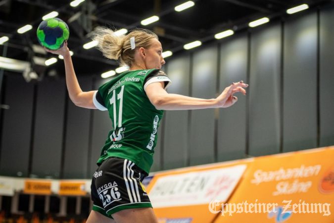 Handballerin beim Wurf. Symbol-Foto Christoffer Borg Mattisson/Pixabay