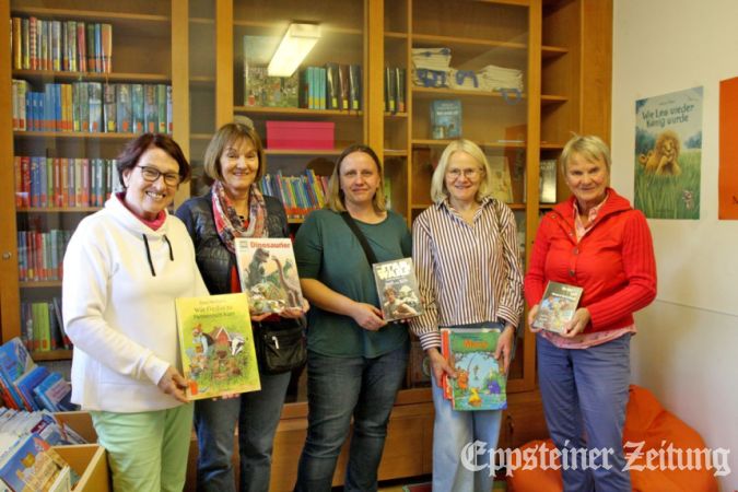Sie gehören zum neuen Bücherei-Team Ehlhalten (v.l.): Gisela Mohr, Lissy Neubauer, Ines Katzer und Christine Eickelberg.
. Foto: Beate Schuchard-Palmert
