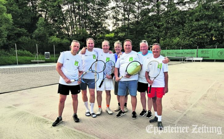 Die Herren 50 des Ehlhaltener TC nach dem Spiel (von links): Andrej Kienkov, Jörg Siegel, Dirk Marten, Carsten Blumör, Mannschaftsführer Bernd Hauser, Bernd Rehfeld und Torsten Stoehr.Foto: privat