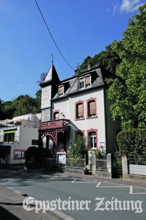 Das evangelische Pfarrhaus in der Rossertstraße wird derzeit renoviert.Foto: Jan Weller