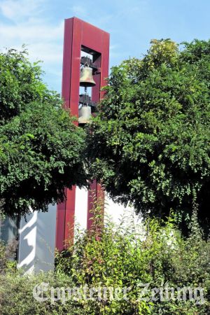 Glockenturm am Emmaus-Gemeindezentrum Bremthal.Foto: Beate Schuchard-Palmert